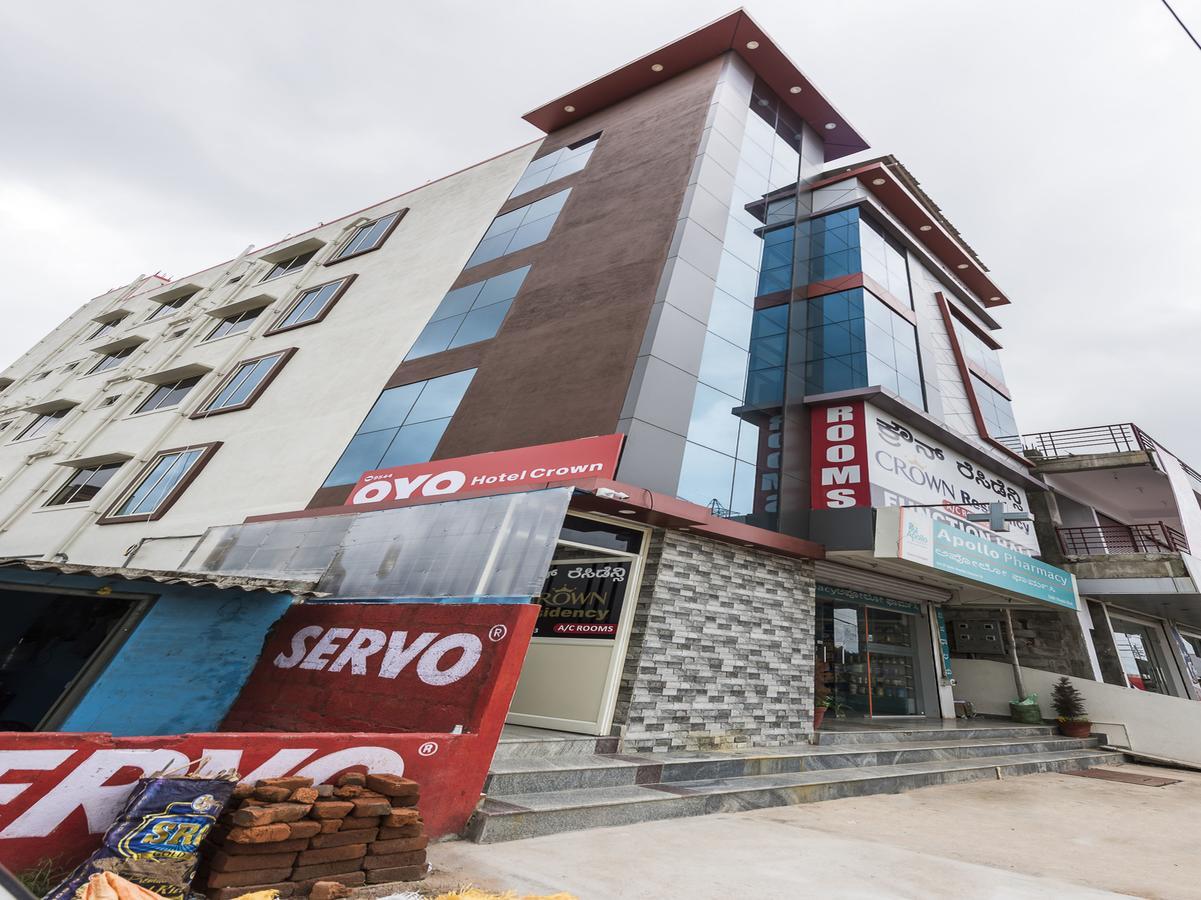 Oyo 9544 Hotel Crown Residency Mysore Esterno foto